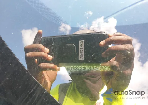 2019 Land Rover Range Rover 5.0L V8 Supercharged из США, поврежденный, VIN SALGS2RE3KA545795